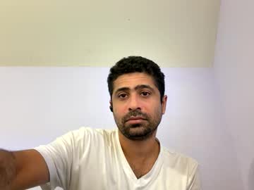Zee20241 Chaturbate stream image from December 02, 2025