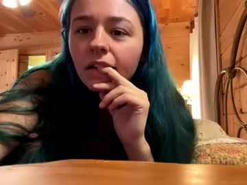 Lulupixxx Chaturbate stream image from December 02, 2025