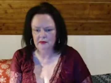 Tiffanymature Chaturbate stream image from December 02, 2025