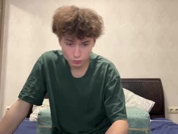 Ronrogo Chaturbate stream image from December 02, 2025