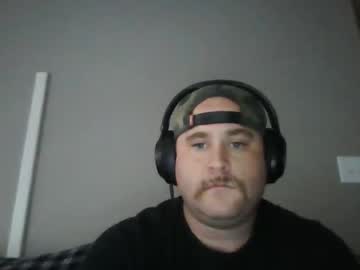 Bearded4urpleasure Chaturbate stream image from December 02, 2025