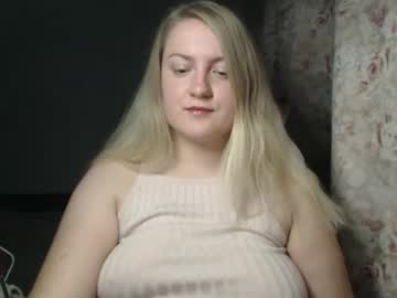 Mashulyaasd Chaturbate stream image from December 02, 2025