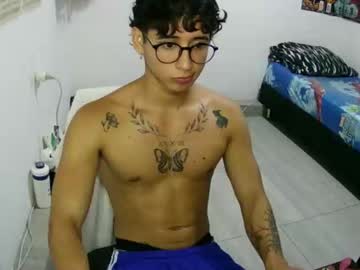 Dillom420 Chaturbate stream image from December 02, 2025
