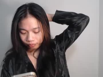Urseductive_Llanaxx Chaturbate stream image from December 02, 2025