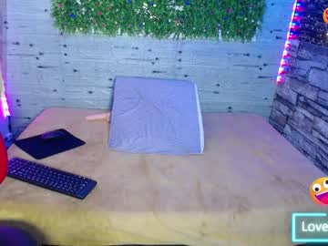 Emma_Petit07 Chaturbate stream image from December 02, 2025