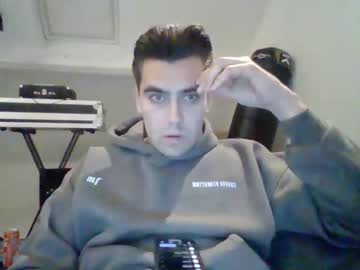 Sluttyslut1996 Chaturbate stream image from December 02, 2025