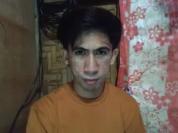 Hairyhugecock_22 Chaturbate stream image from December 02, 2025