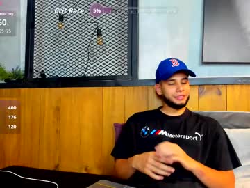 Maxcole_07 Chaturbate stream image from December 03, 2025