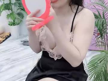 Lyly_Sweet97 Chaturbate stream image from December 03, 2025
