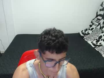 Josue25sex Chaturbate stream image from December 03, 2025