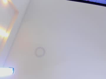 Miia_Bigboobs Chaturbate stream image from December 03, 2025