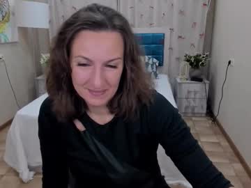 Angelicacream Chaturbate stream image from December 03, 2025