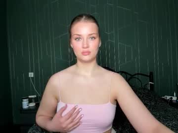 Miabrian Chaturbate stream image from December 03, 2025