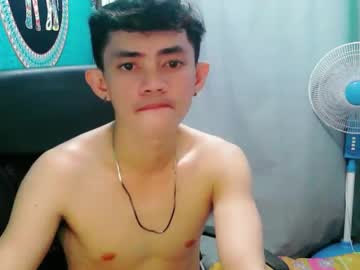 Urlover_Boy Chaturbate stream image from December 03, 2025