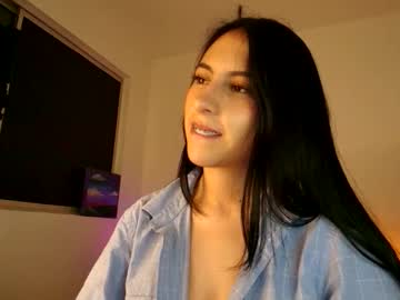 Violettastars Chaturbate stream image from December 03, 2025