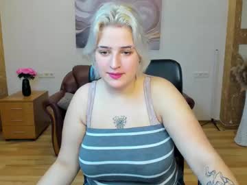 Olivia_Quinns Chaturbate stream image from December 03, 2025