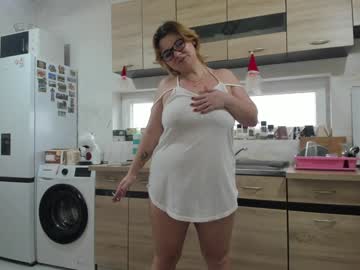 Juliana35 Chaturbate stream image from December 03, 2025