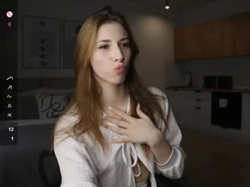 Ottiliebolyard Chaturbate stream image from December 03, 2025