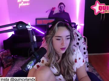 Quiincy Chaturbate stream image from December 03, 2025