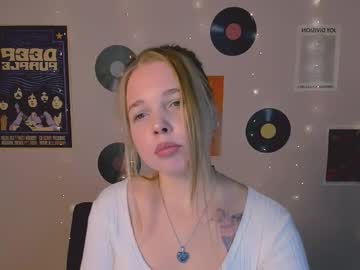 Teya_Starling Chaturbate stream image from December 03, 2025