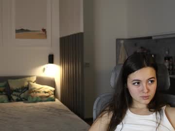 _Whoareu_ Chaturbate stream image from December 03, 2025