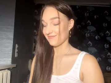 Beatacardella Chaturbate stream image from December 03, 2025