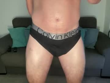Yungbucker Chaturbate stream image from December 03, 2025