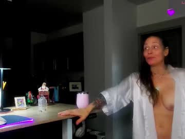 Daisy_Dove Chaturbate stream image from December 03, 2025
