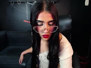 Karol_Yesenia Chaturbate stream image from December 03, 2025