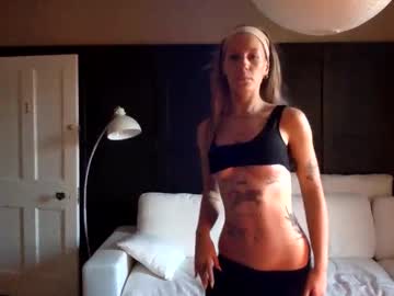 Londonbrooke Chaturbate stream image from December 03, 2025