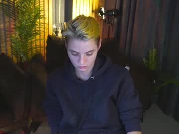 Roxyflames Chaturbate stream image from December 03, 2025