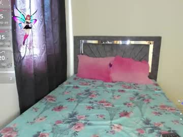 Laurasofia01 Chaturbate stream image from December 03, 2025