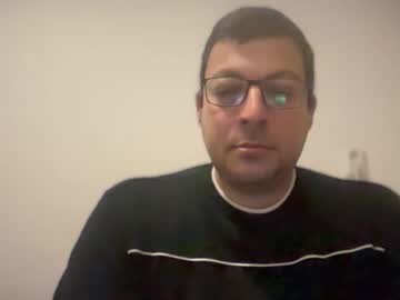 Ukhalid82 Chaturbate stream image from December 03, 2025
