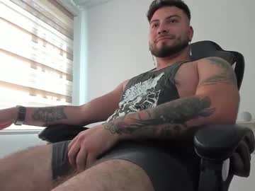 Aaron_Coltten Chaturbate stream image from December 03, 2025