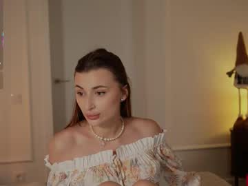 Aestheticsdelya Chaturbate stream image from December 03, 2025
