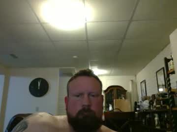 Makemebebad2025 Chaturbate stream image from December 03, 2025