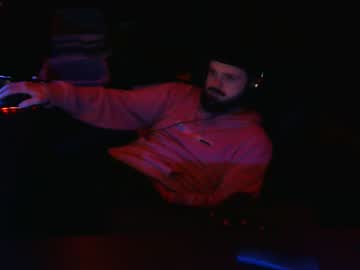 Mwright4950 Chaturbate stream image from December 03, 2025