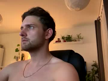 Doubledi11 Chaturbate stream image from December 03, 2025