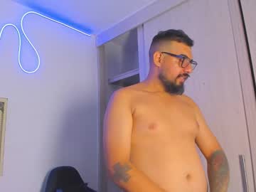 Maximo_Garcia75 Chaturbate stream image from December 03, 2025