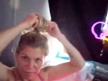 Mickyandmalloryporn Chaturbate stream image from December 03, 2025