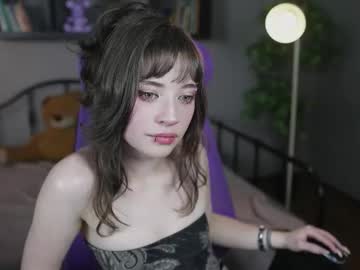 Miyuki_Wolf Chaturbate stream image from December 03, 2025