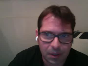 Sandrolickyou Chaturbate stream image from December 03, 2025