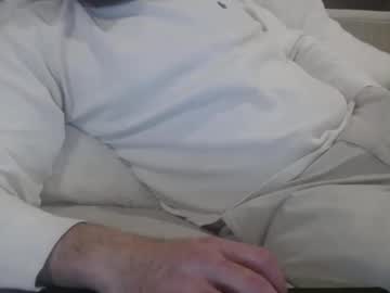J335129 Chaturbate stream image from December 04, 2025