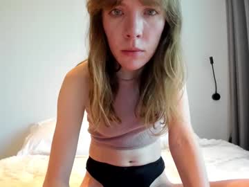 Kalisee_ Chaturbate stream image from December 04, 2025