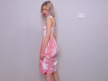 Lilylumina_ Chaturbate stream image from December 04, 2025