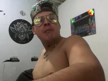 Godkenai Chaturbate stream image from December 04, 2025