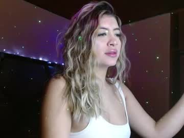 Alyce__ Chaturbate stream image from December 04, 2025
