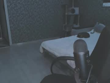 1loly Chaturbate stream image from December 04, 2025