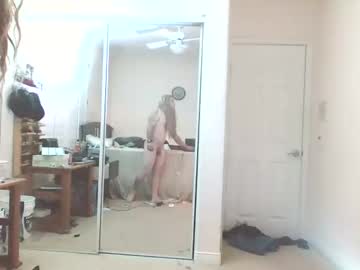 Aaronprezent Chaturbate stream image from December 04, 2025