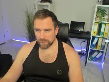 Johnnydough82 Chaturbate stream image from December 04, 2025